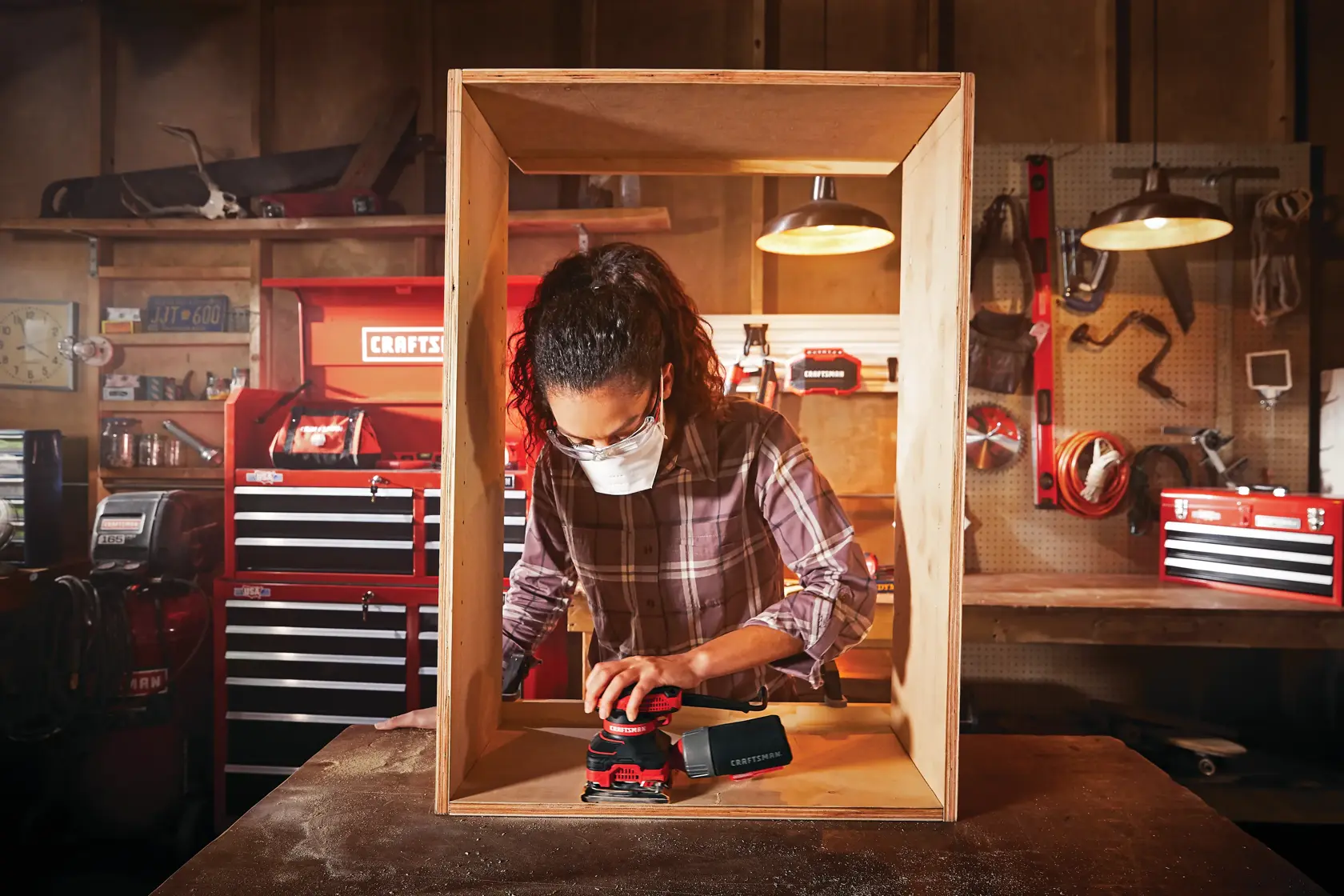 View of CRAFTSMAN Sander  being used by consumer