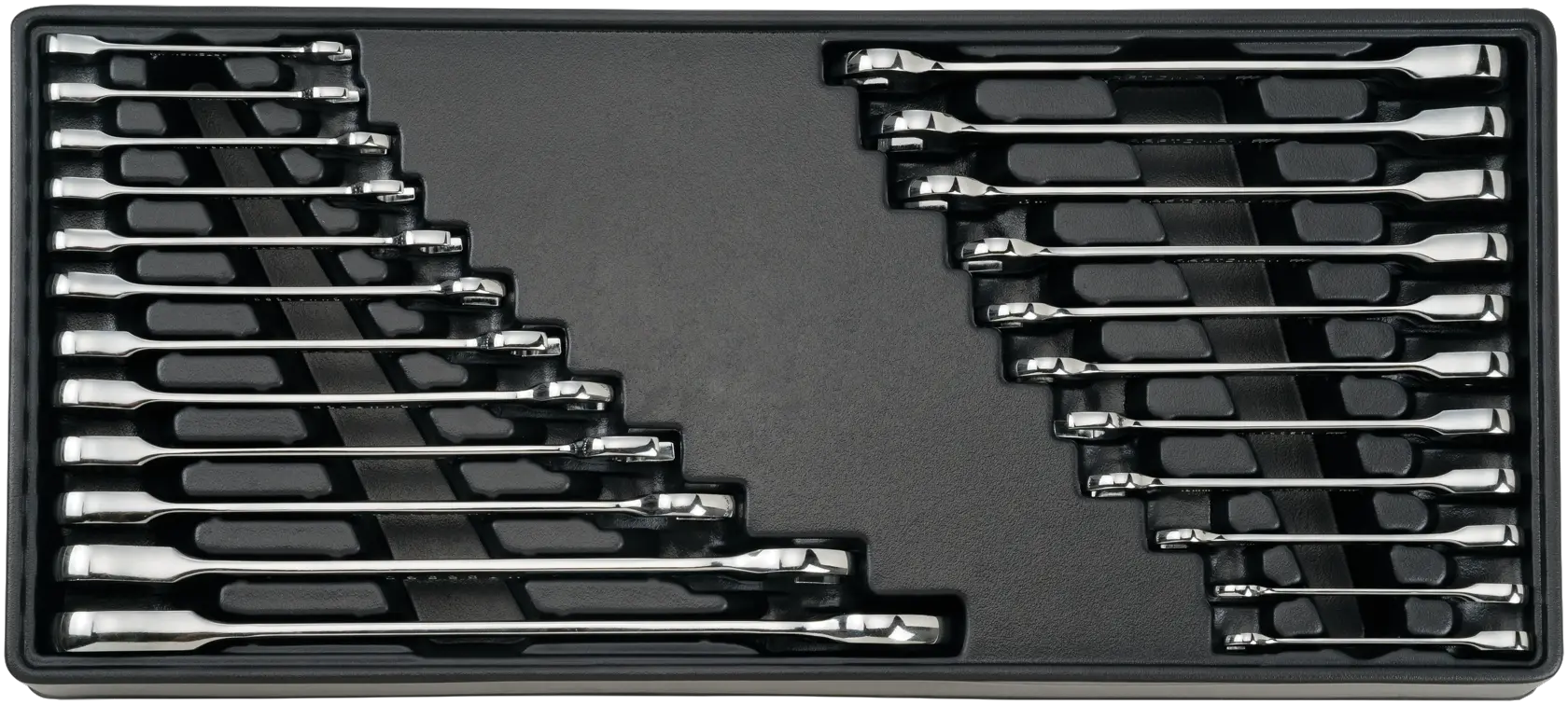 View of CRAFTSMAN Mechanics Tool Set on white background