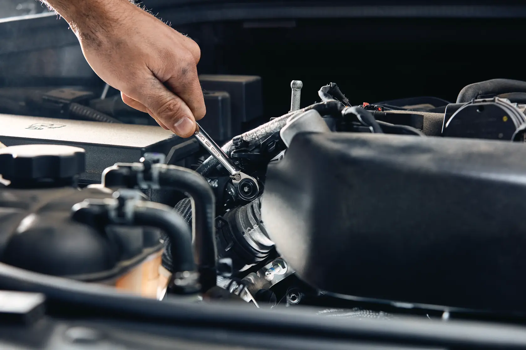 View of CRAFTSMAN Wrenches: Ratchet  being used by consumer