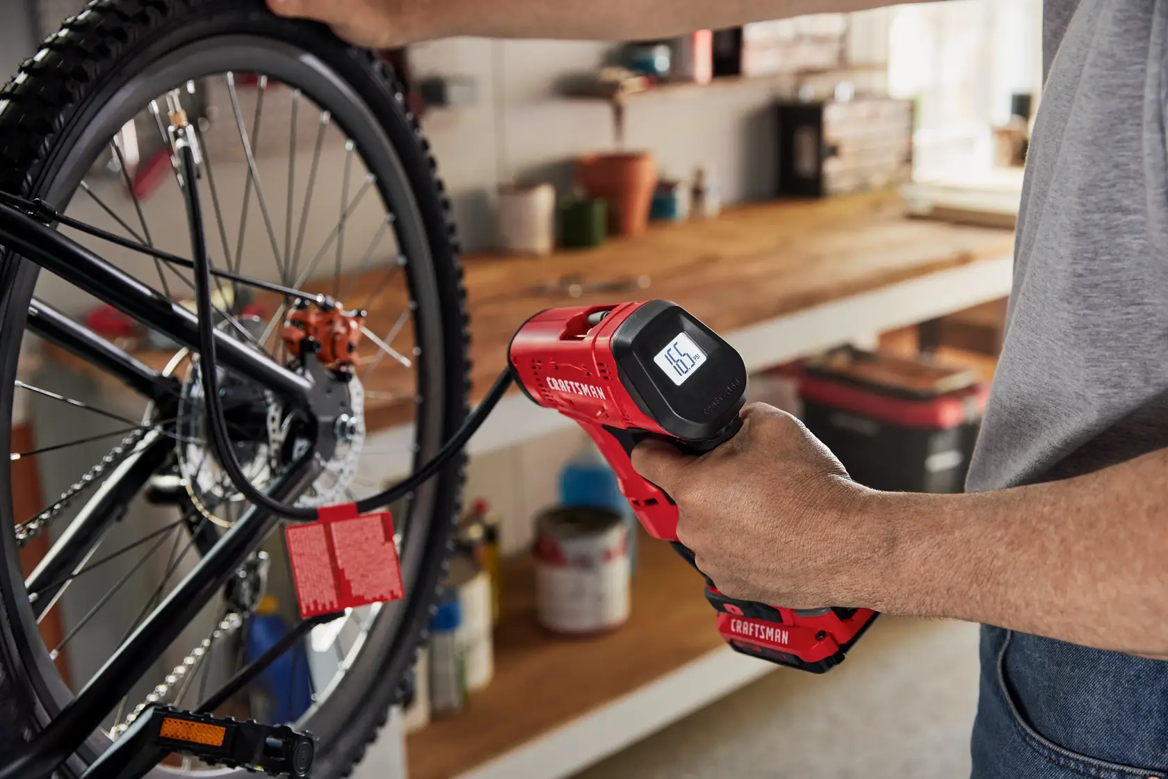 CRAFTSMAN V20 High Pressure Inflator 