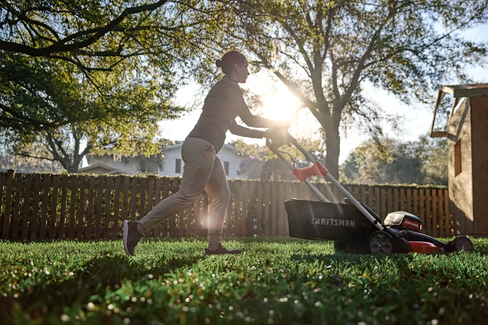 CRAFTSMAN 2xV20* BRUSHLESS RP™ Lawn Mower in use