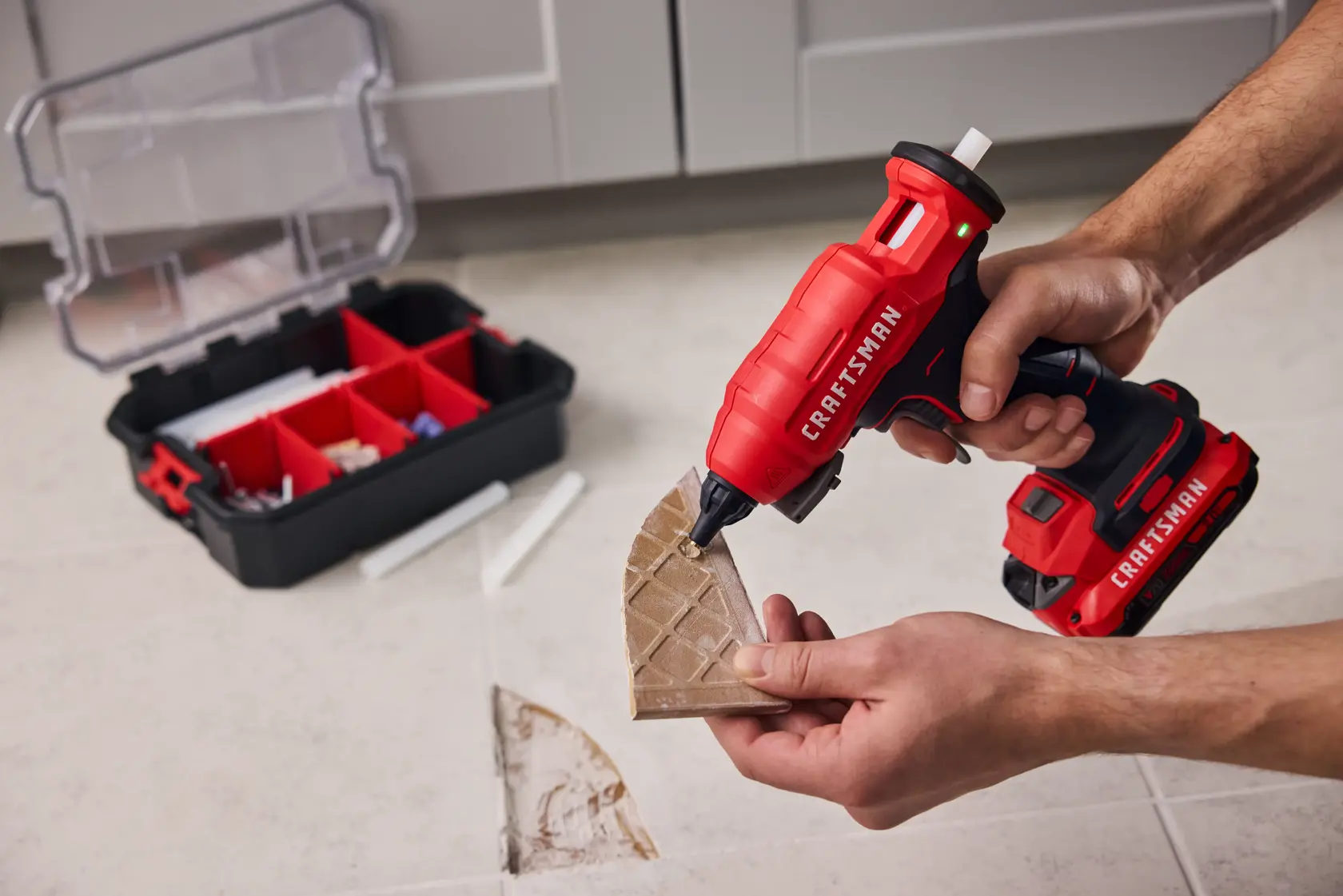 CRAFTSMAN® V20* Standard Glue Gun (Tool Only)