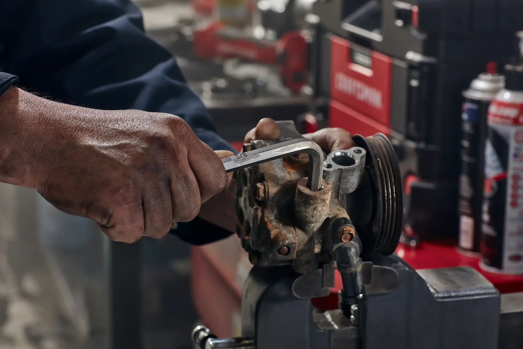 View of CRAFTSMAN Screwdrivers: Hex Keys being used by consumer