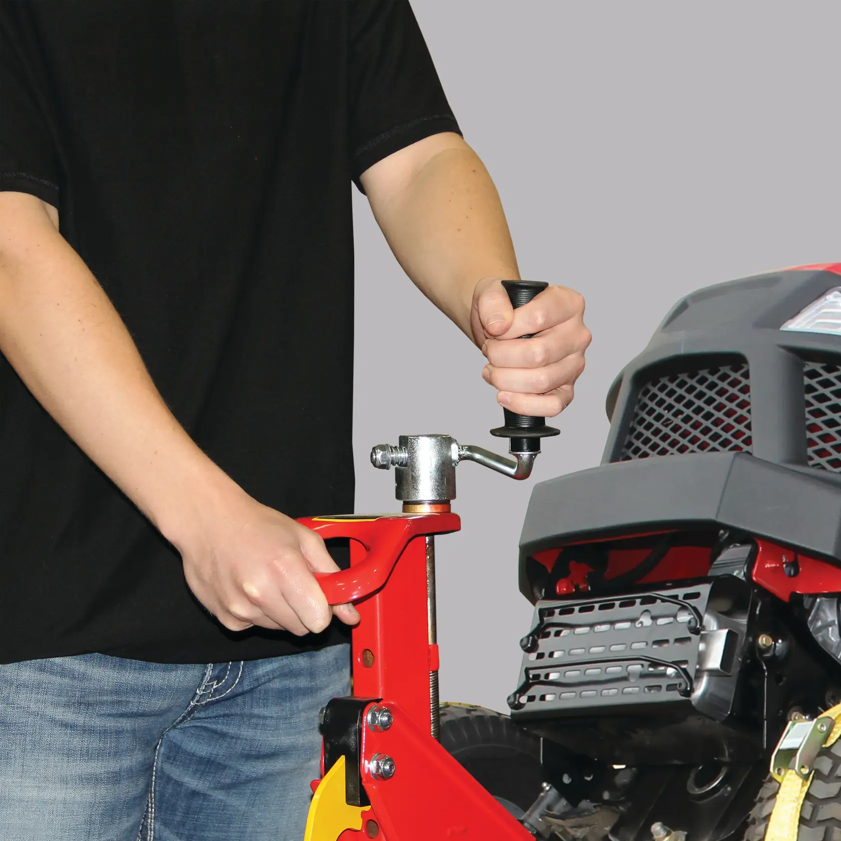 CRAFTSMAN® 500 lb. Riding Mower Lift