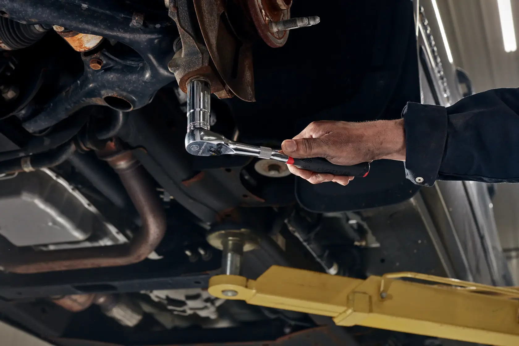 V series half inch drive comfort grip ratchet being used.