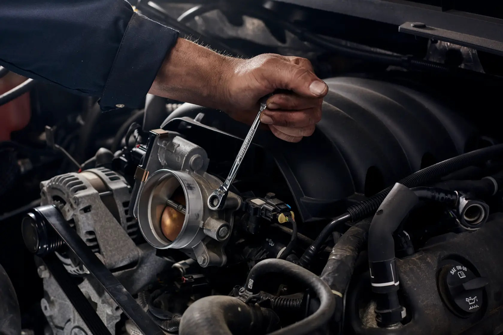 View of CRAFTSMAN Wrenches: Ratchet being used by consumer