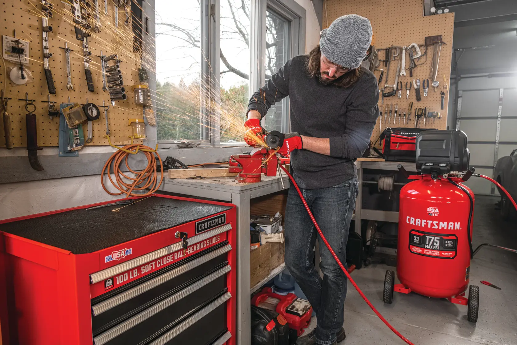 34 gallons 175 p s i oil free portable vertical air compressor being used.