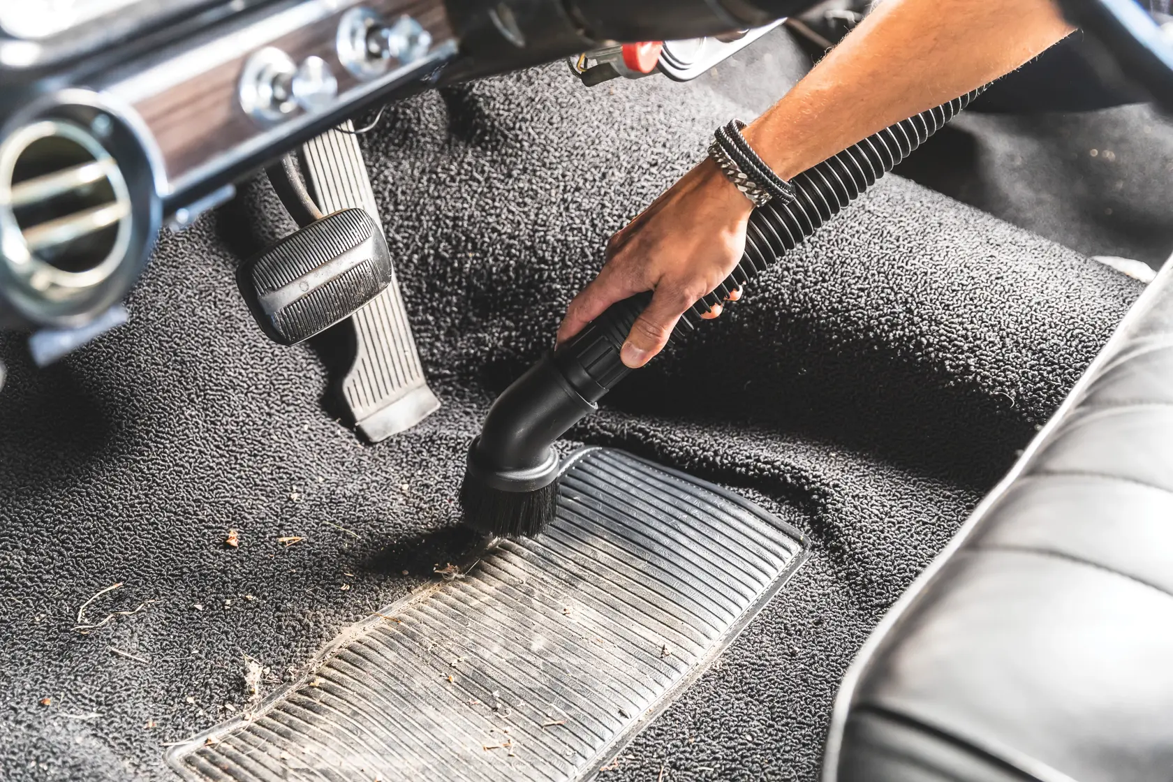 View of CRAFTSMAN Vacuums: Wet/Dry Shop Vac  being used by consumer