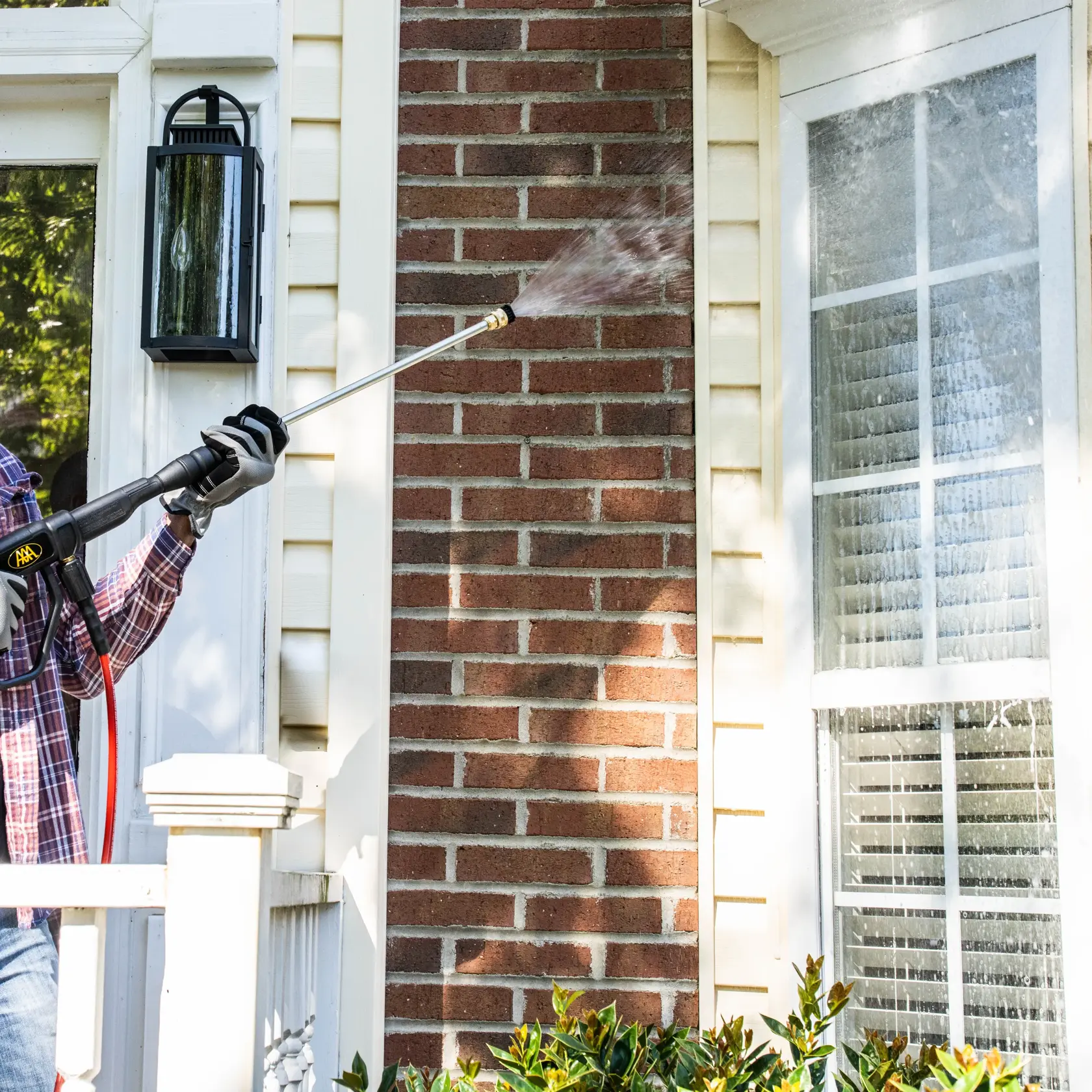 pressure washing window of FNA pressure washer (CMXGWFN061294)