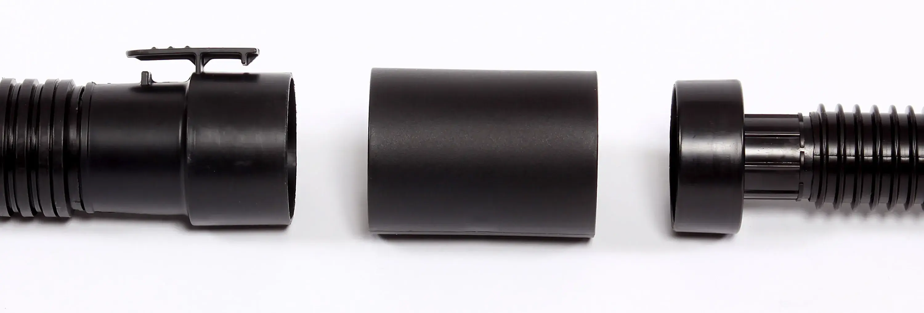 Side view of CRAFTSMAN 2-1/2 inch hose end connecting to 1-1/4 inch hose end with connector